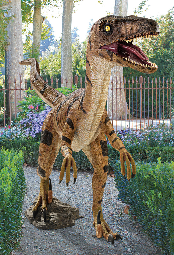 Velociraptor, Jurassic-sized Dinosaur Statue